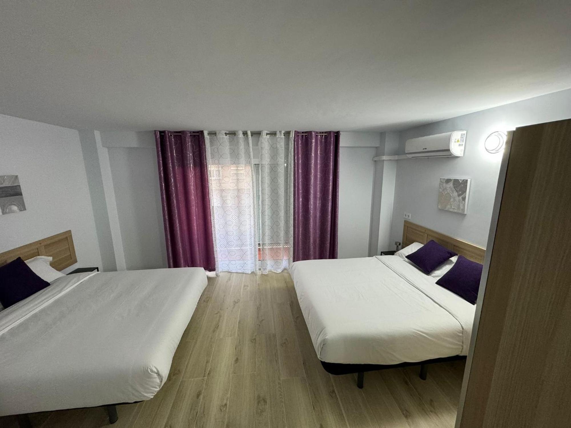 Ynfinity Aparthotel Valencia Exterior photo