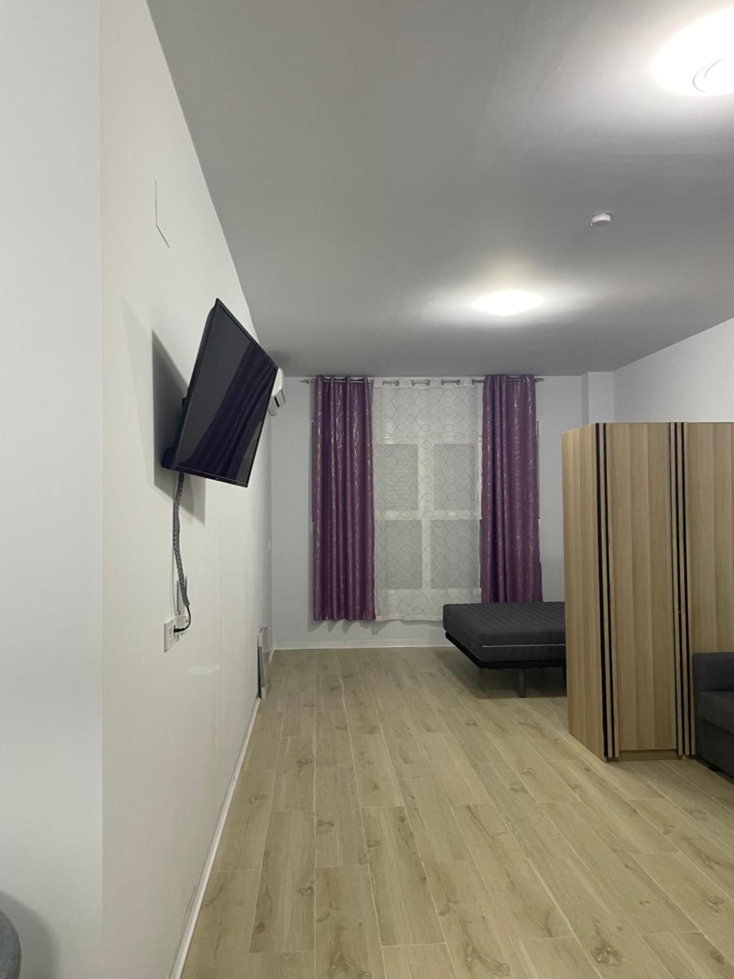 Ynfinity Aparthotel Valencia Exterior photo